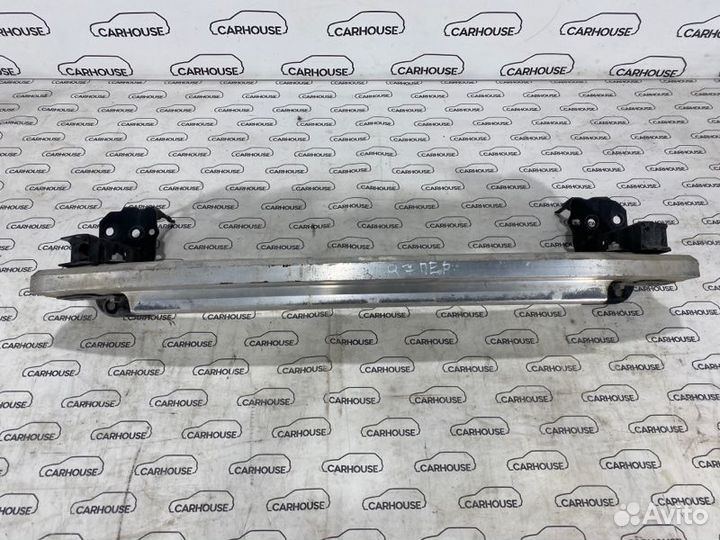 Усилитель переднего бампера передний Audi Q7