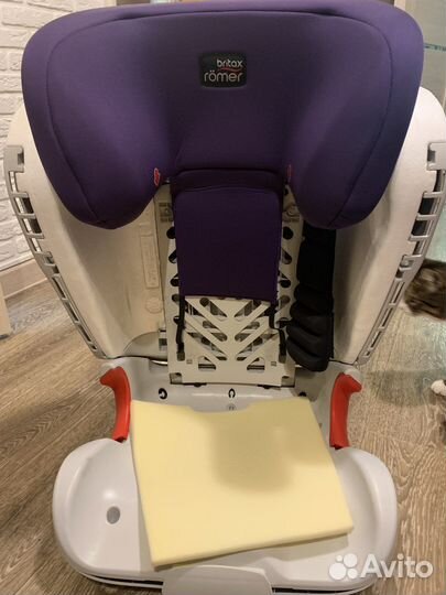 Автомобильное кресло Britax Römer Kidfix XP