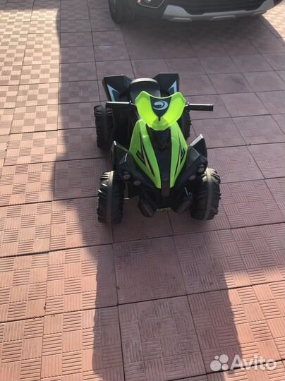 Детский квадроцикл на аккумуляторе бу