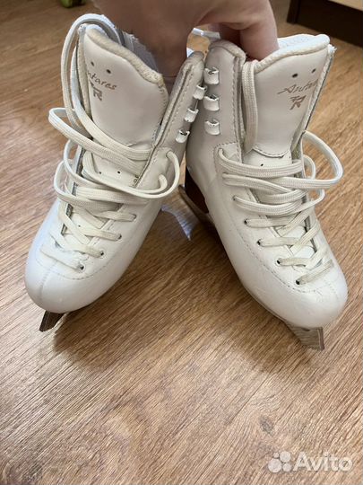 Коньки risport 180