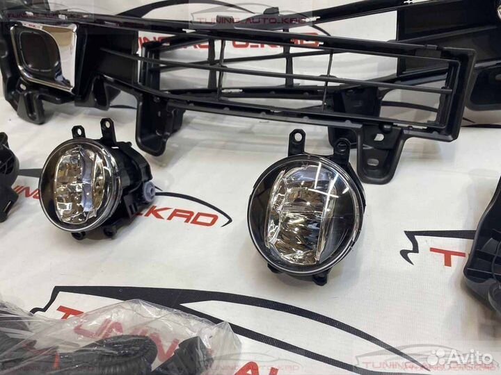 Противотуманные фары Toyota LC 200 с 2016г V9054