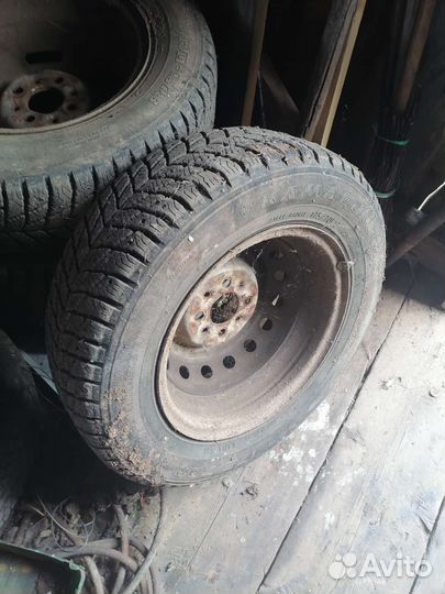 R13 Kapsen ComfortMax AS H202 165/35, PCD 4x110 DIA 16