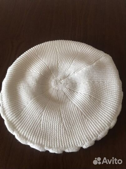 Берет женский новый белый полушерстяной