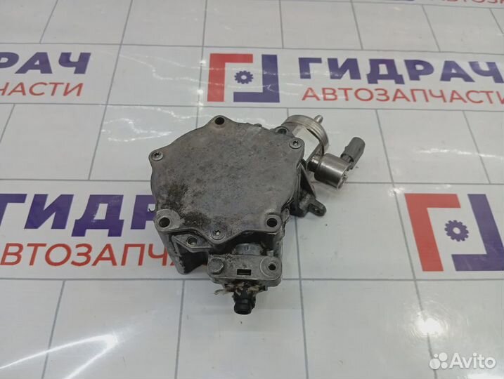 Насос (тнвд) бензиновый Volkswagen Passat CC 06H127025N