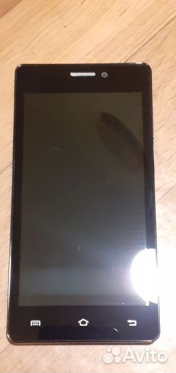 Prestigio Wize C3, 4 ГБ