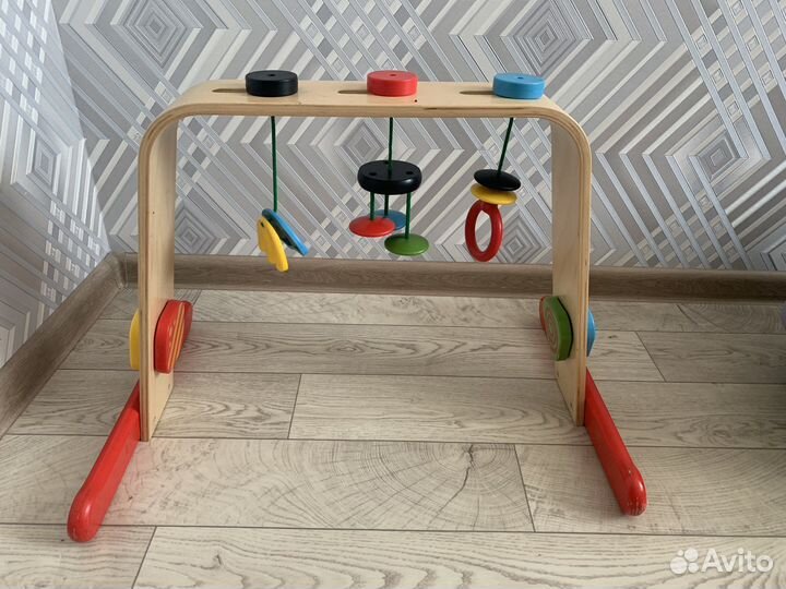 Развивающие игрушки для малышей