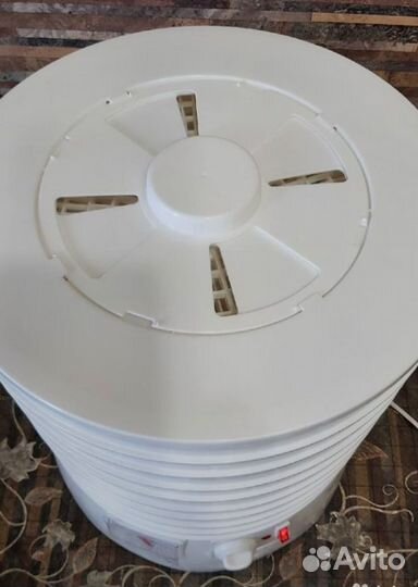 Сушилка для овощей и фруктов, 9 поддонов