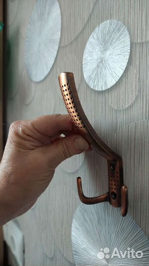 Крючок/ Вешалка Для одежды-Металл. Настенный