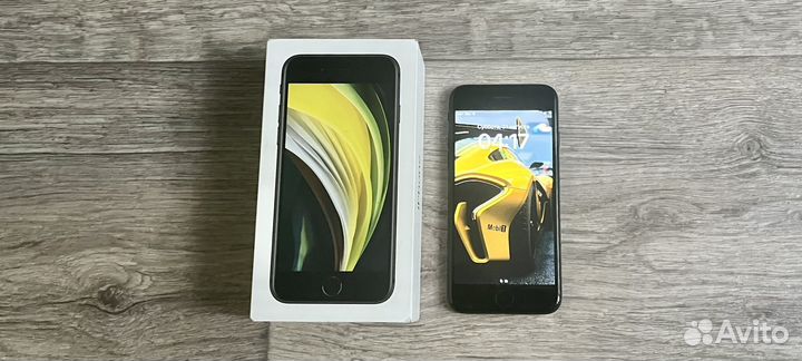 iPhone SE (2020), 64 ГБ