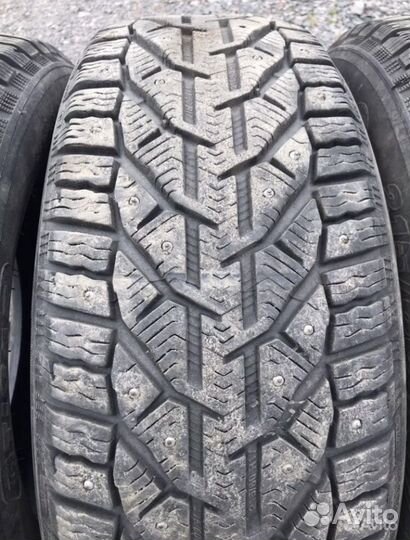 Tigar SUV Ice 215/60 R17