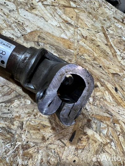 Рулевой карданчик Audi A5 купе 2.0 2010