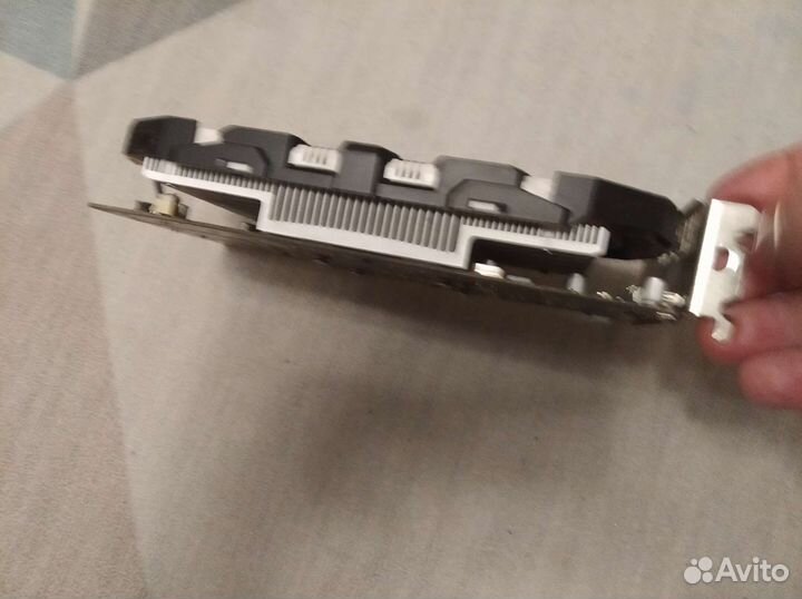 Видеокарта MSI gtx 1050