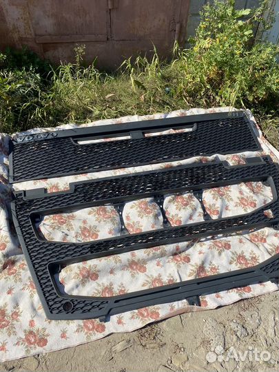 Передняя решетка
