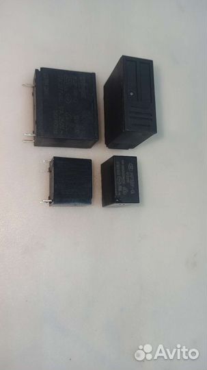 302P-1AH-C 12V и HF32F-G-012-HS