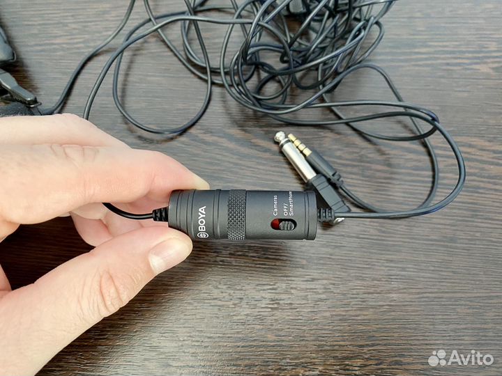 Микрофон петличный boya BY-M1, черный