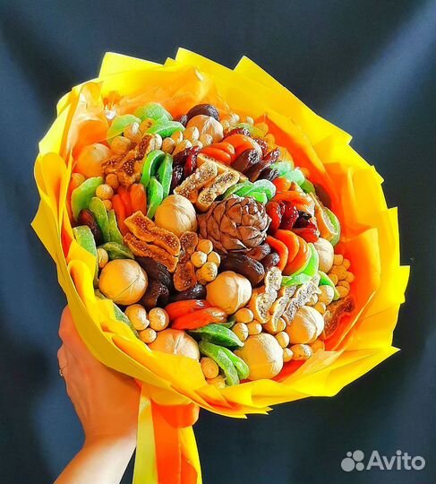 Букет из сухофруктов