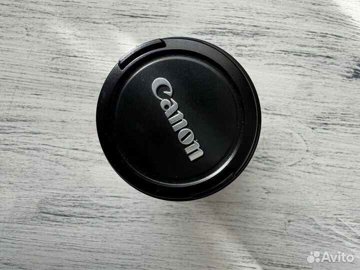 Объектив Canon EF-S 55-250mm f/4-5,6 IS