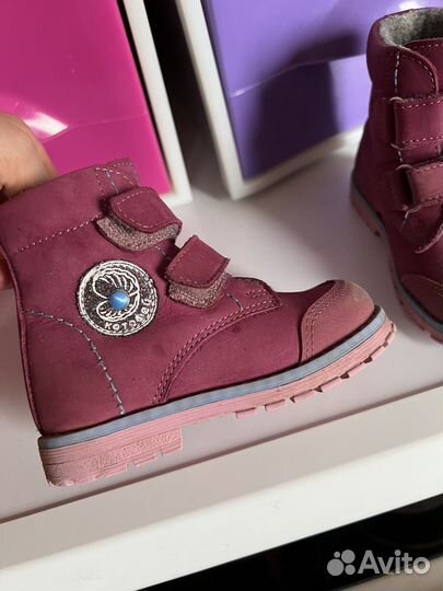 Ботинки детские весна 22 и еще 2 пары даром
