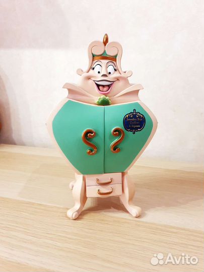 Дисней шкатулка Мадам Гардероб