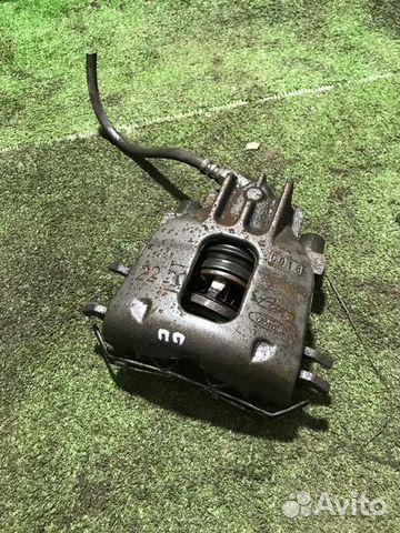 Суппорт передний правый Ford Focus MK1 zetec