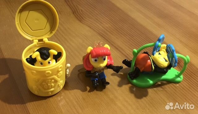 Игрушки киндер-сюрприз Maxi. Пчелы