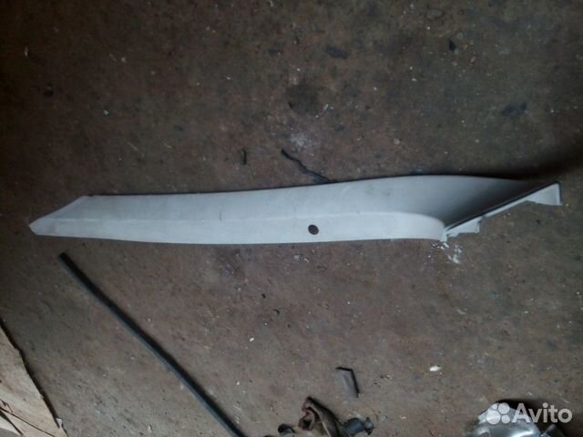 Обшивка крышки багажника правая (хэтчбэк ) Ford Fo