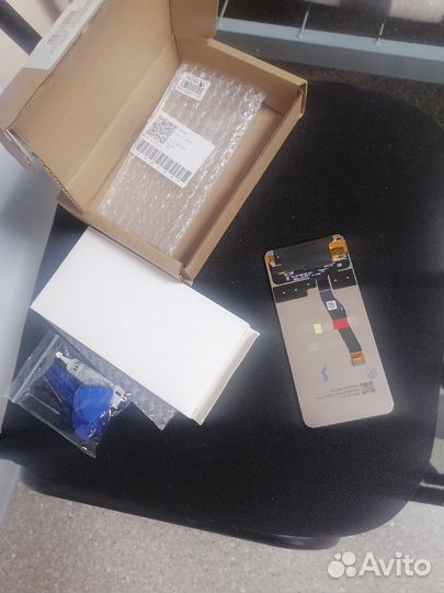 Дисплей, Экран на honor 9x