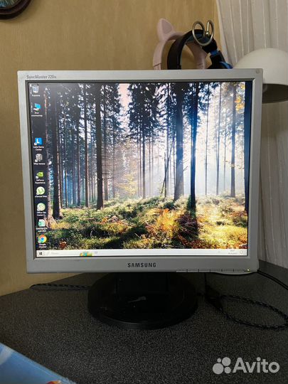 Монитор Samsung SyncMaster 720N