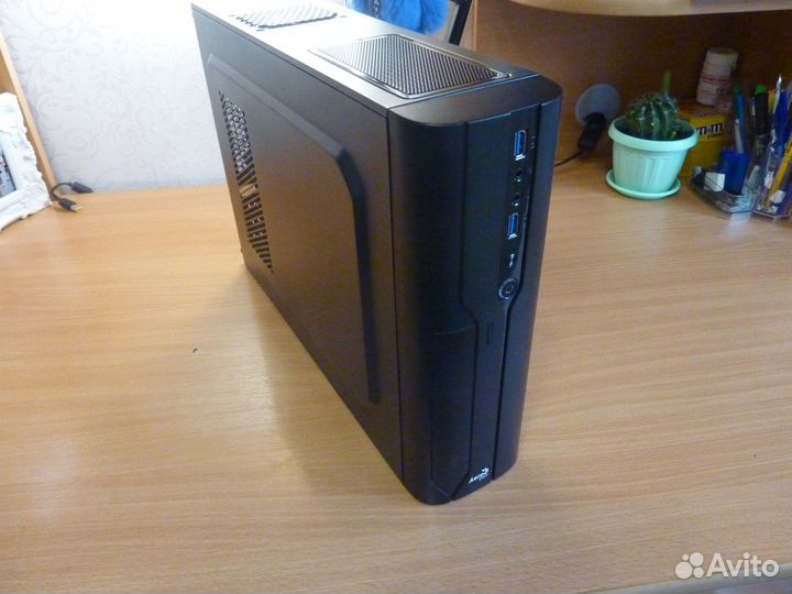 Мощный игр i3 4x3.4 Ггц+8 Гб DDR3+SSD 240 Гб+GT620
