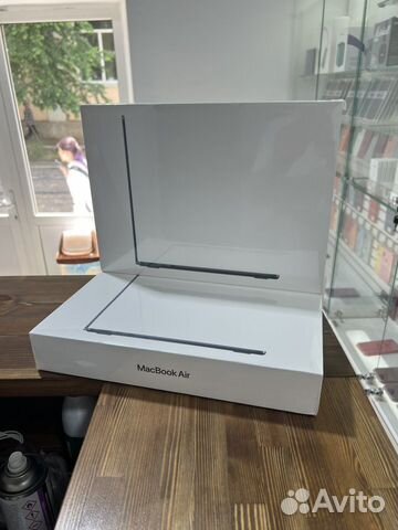 Macbook Air M2 8/256gb новый