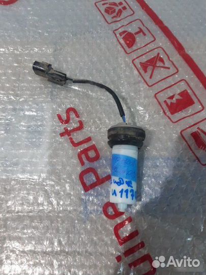 Датчик уровня жидкости омывателя Kia Sportage 3