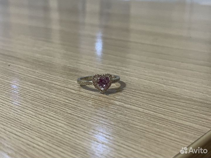 Кольцо с сердцем