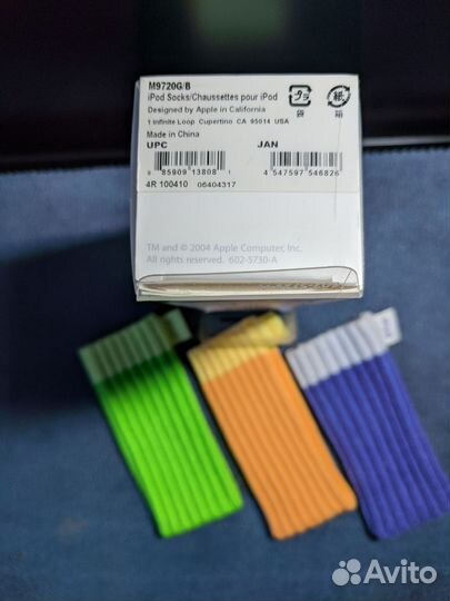 Оригинальные Apple socks, чехлы на iPod, iPhone