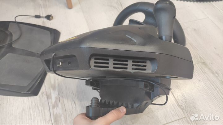 Руль + Педали для Симрейсинга Logitech Momo Racing