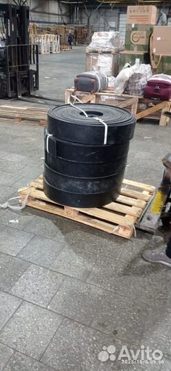 Куски конвейерных лент разных размеров