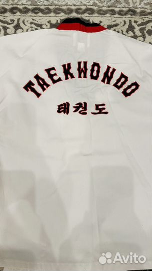 Костюм для тхэквондо