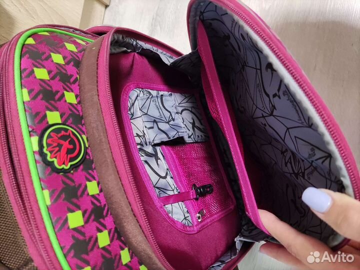 Рюкзак школьный для девочки ортопедический