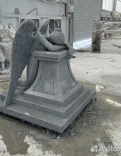 Скульптуры мемориальные под заказ