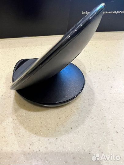 Беспроводное зарядное устройство Samsung
