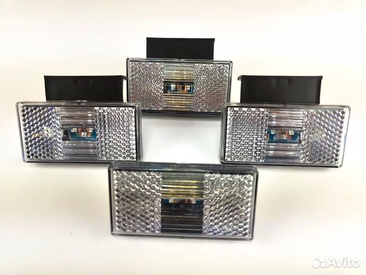 Фонари габаритные белые с кронштейном 12/24в