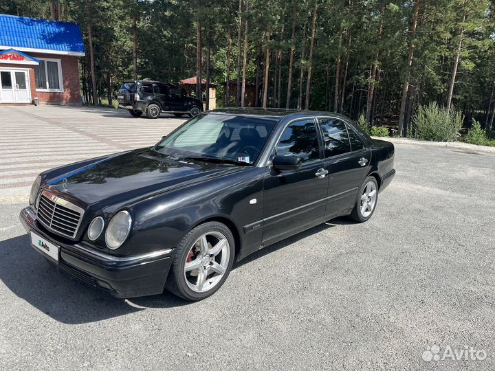 Mercedes-Benz E-класс 2.4 AT, 1998, 322 000 км