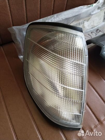 Поворот mercedes140