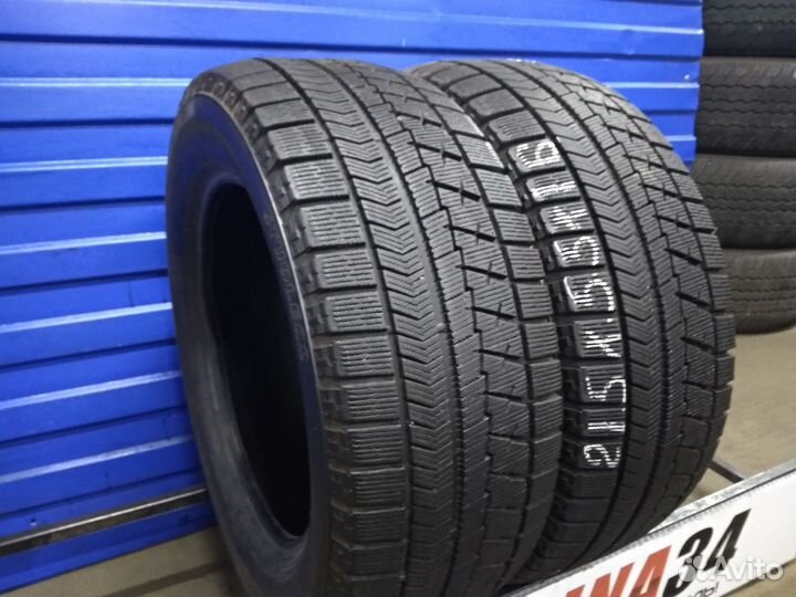 Bridgestone Blizzak VRX 215/55 R16 93Q