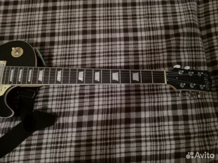 Электро гитара Les Paul Fabio