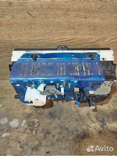 Приборная панель golf 2