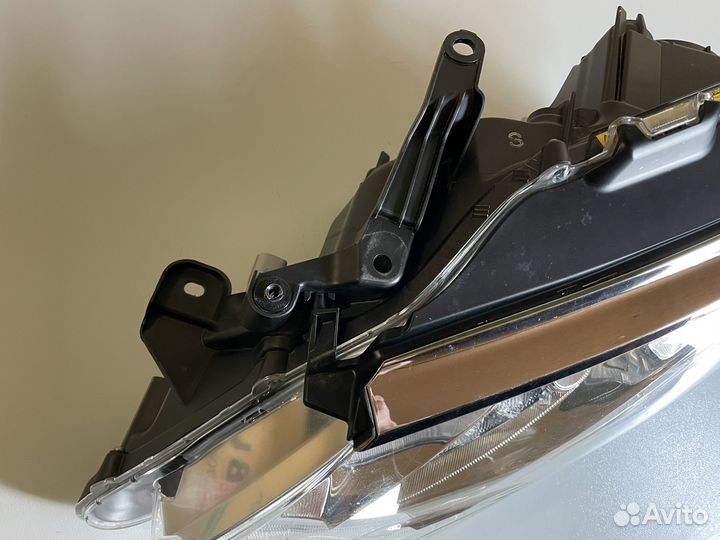 Фара левая ксенон Toyota Camry V55 оригинал