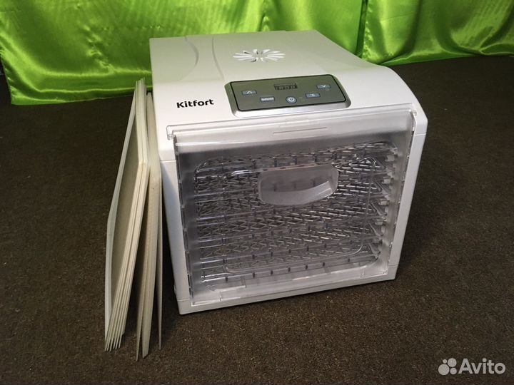 Сушилка для овощей и фруктов Kitfort KT-1907