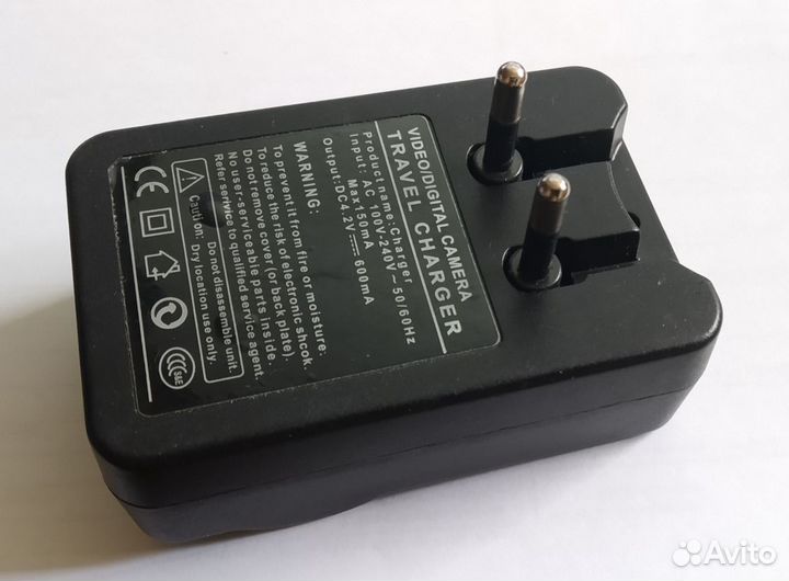 Зарядное устройство CNP40