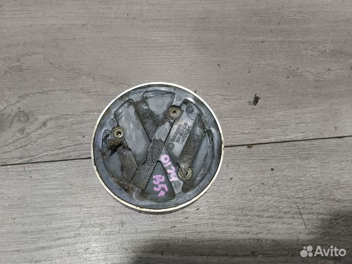 Эмблема на крышка багажника для VW Passat B5+