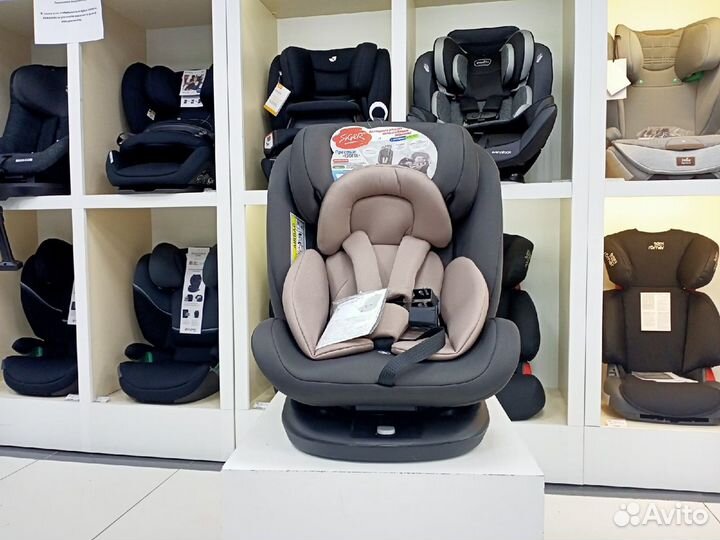 Автокресло 0-36кг поворотное Siger Престиж Isofix